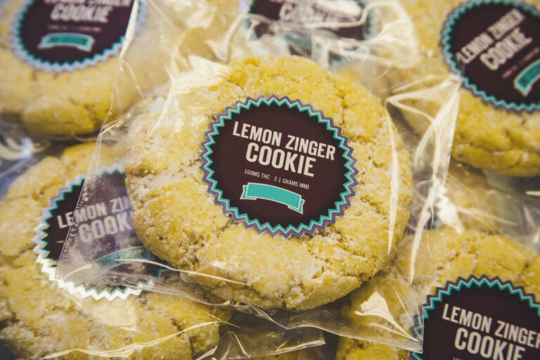 Cannabis edibles packaging- cookies