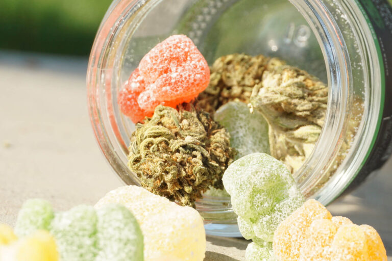 Cannabis edibles packaging gummies